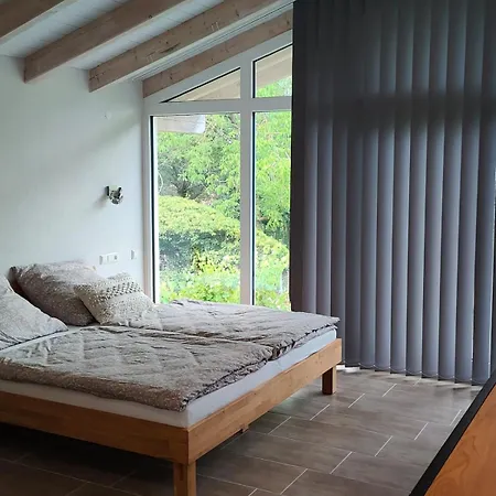 Appartamento Zimmer Mit Aussicht In Dernbach, Pfalz - Auszeit