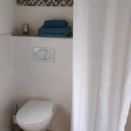 Zimmer Mit Aussicht In Dernbach, Pfalz - Auszeit Dernbach (Sudliche Weinstrasse)